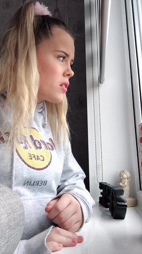 This took me legit forever to match the speaking.....#milkshakechallenge