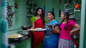 1M views · 10K reactions | Eto Vellipoindi Manasu - Episode 7 Siri's Smart Move. Watch #paapemaajeevanajyothi telugu serial Mon - Sat at 6 PM only on #StarMaa #starmaaserials Follow us on Instagram:https://instagram.com/starmaa?igshid=Yzg5MTU1MDY= Twitter : https://twitter.com/StarMaa?t=L_Dotp4sFWmuinHWfbr4bw&s=09 Facebook: https://www.facebook.com/maatv/ Watch the full Episode on DisneyPlus Hotstar: https://www.hotstar.com/in/shows/eto-vellipoindi-manasu/1260166934 | Star Maa | Facebook