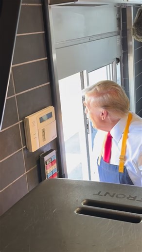695K views · 64K reactions | NEVER BEFORE SEEN ANGLE OF PRESIDENT @realdonaldtrump AT MCDONALD’S ONE YEAR AGO TODAY! This was submitted by @JustinCap_ who helped organize that historic moment! | Team Trump | Facebook