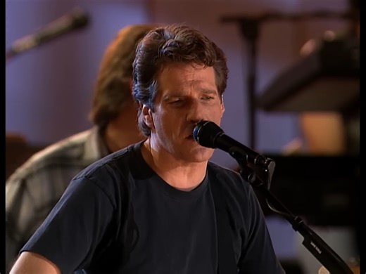 The Eagles – ”Take It Easy”...🎧 Watch full this song: https://bestoldiessongever.dohimusic96.com/the-eagles-take-it-easy/?utm_source=facebook&utm_medium=hreel&utm_campaign=bestoldiessongever | Best Oldies Song Ever