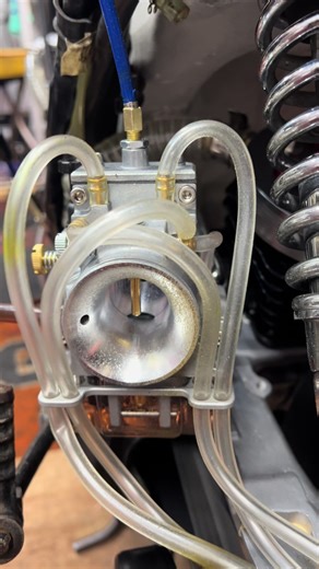 Exploring the Super Dio AF18 Scooter Features