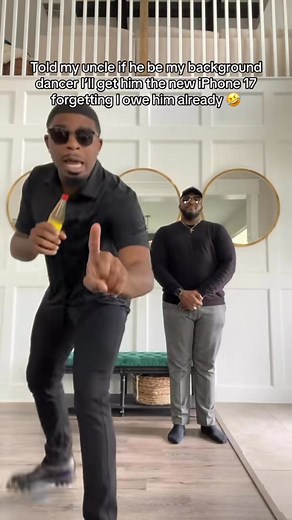 Background dance challenge gone wrong 😂😂 #Comedy #Dance #BlackFamilies | YuKwon Toney