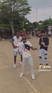 Salsa Choke Mix with Saxo Beats for an Energetic Dance Session