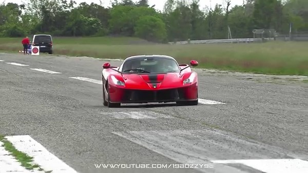 103K views · 4K reactions | How would a Ferrari LaFerrari sound if it was fitted with a custom exhaust? Well, basically like a FXX K but it would allow you to scare people on the streets  #FerrariLaFerrari #LaFerrari #TitaniumExhaust #Accelerations #FerrariFXXK | 19Bozzy92 | Facebook