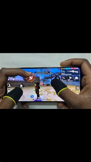 3 finger handcam gameplay solo vs squad poco x3 pro 60fps 120hz 360hz game turbo SD860 Prosecser