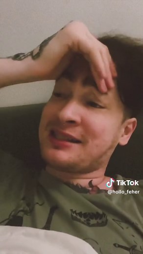 Boomerek boomerkednek egy boomer műsorban, ahol boomerek pontozzák a boomereket, közben nyomnak egy kis kormánypropagandát kis Horányi Julit is kaptunk a 2. Adásban 😍