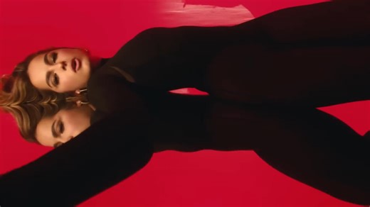 Addison Rae 首支单曲 Obsessed 发行五周年