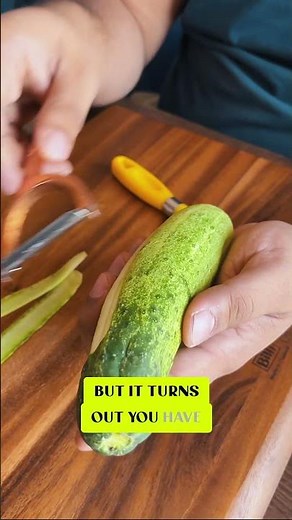 Correct way of using a peeler| How to use a vegetable peeler| kitchen hacks| Alshihacks