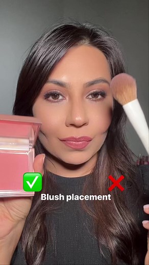Right Blush Placement 💕🤩 (save for later if you struggle with blush placement) @sigmabeauty “sunset kiss” blush …………………………………The right blush placement method can vary depending on your face shape and personal preferences. However, using the “L” blush technique to apply blush and sweeping it slightly upward towards your temples helps give a natural, lifted look❌avoid harsh lines and adjust the placement to suit your face shape#blushpink #blushhack #blushplacement #powderblush #blushwedding #exp