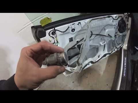 FORD MUSTANG V6 2011 LIMPIEZA