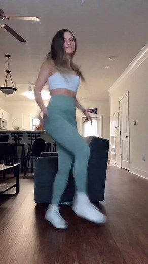 Time for another #shuffletutorial #shuffle #shuffling #shuffledance #footwork #footworktutorial #fyp #foryou