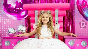 91K views · 945 reactions | Diana and Roma Happy Birthday Song (Official Music Video) | Diana y Roma | Facebook