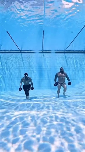 Underwater training is on another level 💪 | Eddie Hall - The Beast