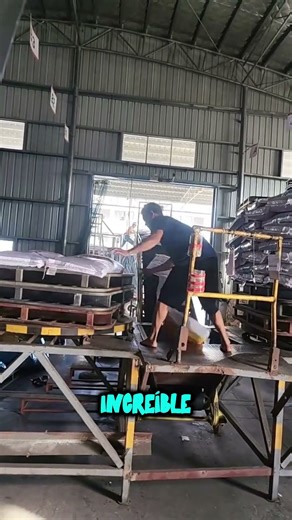 ¡Eficiencia impresionante en la carga de sacos!#shorts