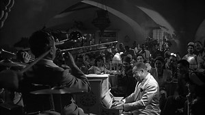 Casablanca.1942.1080p.FR.EN.x264.ac3.mHDgz-www.FilmStreamingV2.com (1)