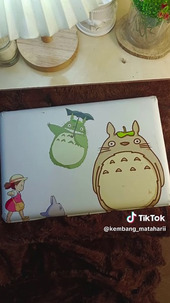 Rekomendasi Stiker Laptop Aesthetic untuk Acer