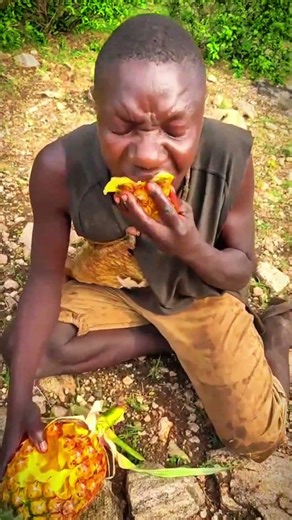 Chaaba Loves Pineapple… Then Everything Changes 😲🍍| African Bush Life
