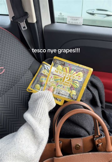 Shopping for Tesco's New Year’s Eve Grapes