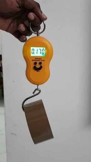 How to Use a Portable Electronic Scale | Portable Weighing Scale |#Shorts