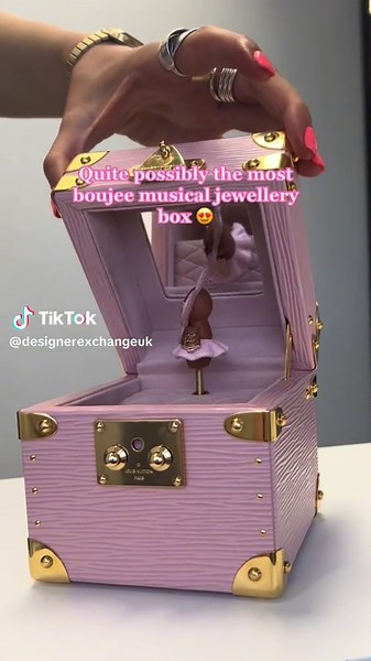 Thoughts on this luxe piece?! 🫶👀 #louisvuitton #musicbox #designerbags #preloved #uk #fyp