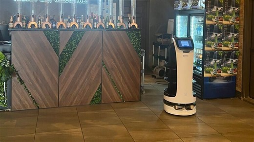 VIDEO: Meet Indy's robot food servers