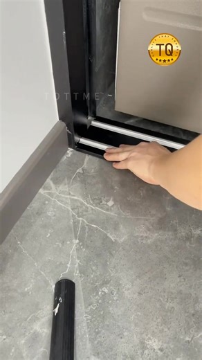 Perfect system sliding door with overhead track. #aluminium #doors #door #slidingdoor #interiordesign #homedeco #foldingdoor #tottme | Chinawindoors