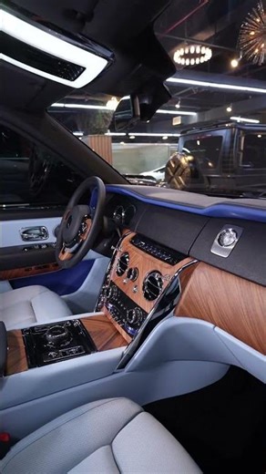 Discover Dubai’s Onyx Rolls Royce Cullinan | Bespoke SUV Combining Prestige, Power, and Elegance