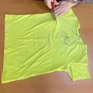 making bustier from old t-shirt very practical, it was great #sewing #stitching #diysew #sewingideas #rechcling | Crafts world