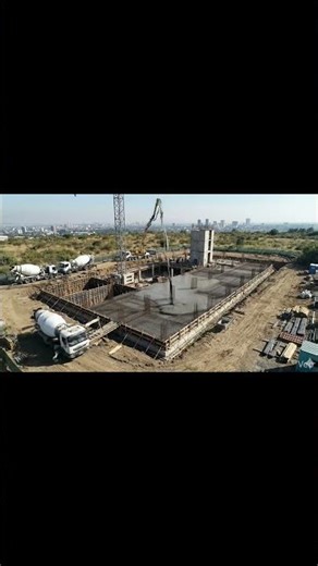 Rising Vertical: The Making of a Skyscraper