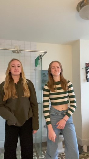 Happier Cover by Norah und Martha