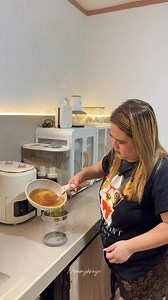 492K views · 10K reactions | No to kalawang!!! used oil container ang ganda ✨﫶 #oilcontainer #CookingOilFilter #aesthetic #kitchenfinds #stainlesssteel #mommykhaye | Mommy Khaye daily vlog | Facebook