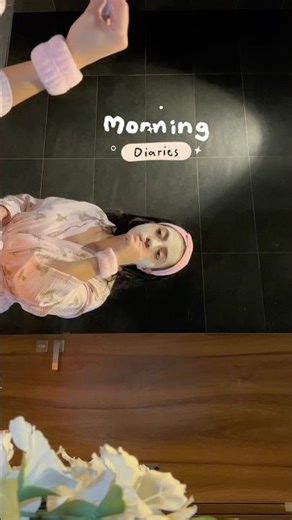 Soft morning routine. #morningroutine #morningvlog