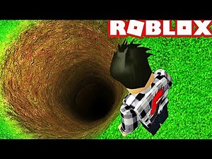 JE SAUTE DANS LE PLUS GRAND TROU DE ROBLOX !
