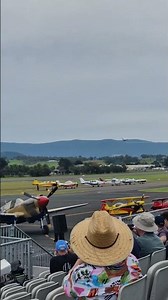 Airshow Action in Shellharbour. #combataviation #flying #aviation