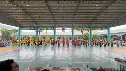 Sua Ku Sua Mass Demonstration ng G7-Love, Joy and Kindness... a first time Mass Demo q sa MIIS... lahat ng pumasok ng araw na eto ay sumayaw...