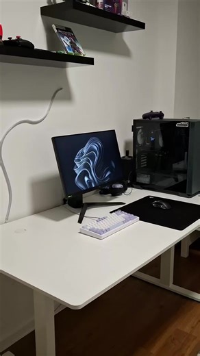 Black wallpaper❤️‍🩹✨️ #viral #pc #Tech #gaming #setup