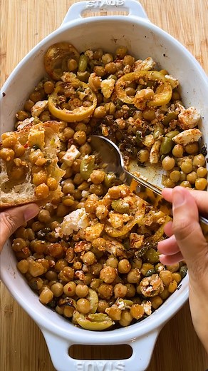 448K views · 4.5K reactions | A quick and delicious vegetarian lunch that will surely hit the spot. Recipe here: https://f52.co/3XzPVdW | Food52 | Facebook