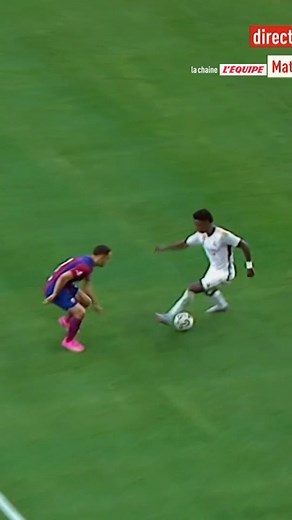 317K views · 6.8K reactions | Lors de la défaite face au Barça (3-0), le Real Madrid était maudit et a touché 4 fois la barre transversale ! #clasico #elclasico #realmadrid #viniciusjr #fcbarcelona | L'EQUIPE | Facebook