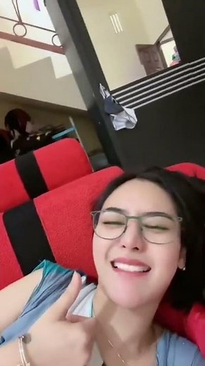 cewek Tiktok pake daster goyang pargoy | tante pemersatu bangsa