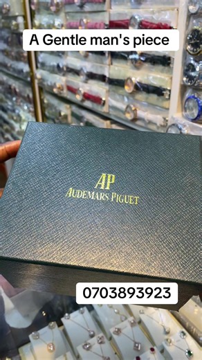 Classic watches#fyppppppppppppppppppppppp #skjewelry #fyyyyyyyyyyyppppppp #tiktokuganda🇺🇬🇺🇬🇺🇬 #smallbusiness