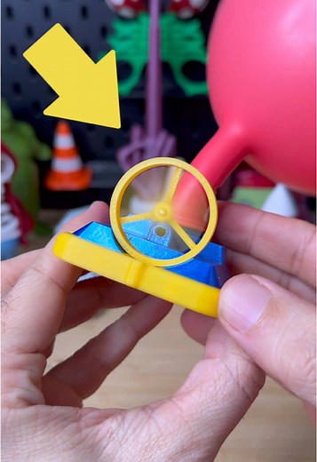 3D Printed Balloon Hovercraft with Spinning Propeller