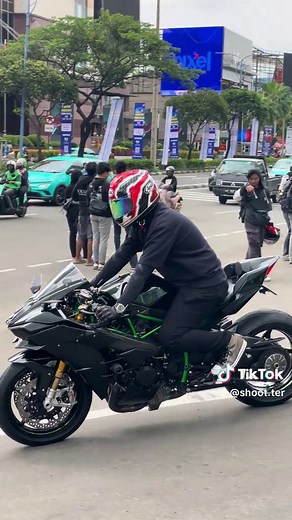 Experience the Power of the Kawasaki Ninja H2
