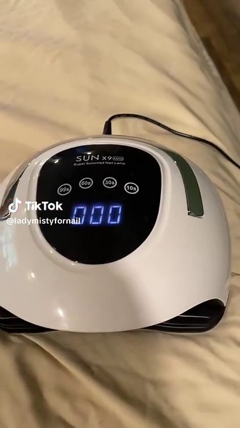 Lightweight and Spacious Nail Lamp for Perfect Manicures