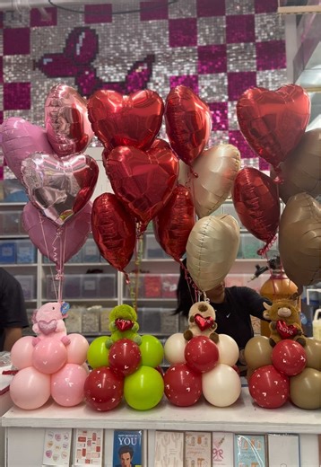 Valentine's Day Balloon Gift Ideas