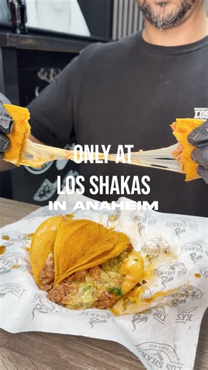 Come try the birria tacos at Los Shakas in Anaheim. Come try the new tablitas. Come try our Taco Tuesday and Taco Thursday specials. We got daily specials and delicious authentic food. See you soon. 📍 1018 E Sycamore St Anaheim ☎️ (714) 603-7033 ⏰ Mon-Thu 8am-10pm ⏰ Fri-Sun 8am-11pm #weekend #dailyspecials #tacotuesday #tacothursday #burritos #bowls #tortas #anaheim #disneyland #lunchideas #dinnertime | Los Shakas Tacos Y Mas