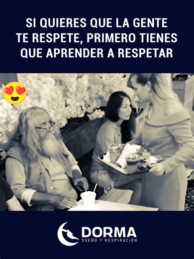 Ella echa al anciano con soberbia. Su novio, indignado, toma su plato y se sienta a comer con el señor. El respeto se gana dándolo. Tu cuerpo también exige respeto. Si ignoras tu necesidad de descanso, tu salud se marcha. La Medicina del Sueño te ayuda a valorar y tratar tus noches como merecen. 👉 ¡Síguenos para más contenido educativo y de prevención sobre el Sueño! #MedicinaDelSueño #TrastornosDelSueño #ApneaDelSueño #Ronquidos #DormirBien #CalidadDeSueño #Insomnio #HigieneDelSueño #DescansoR