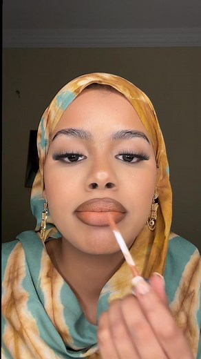 Somali girls night vibes: Amira & Salma night GRWM ideas