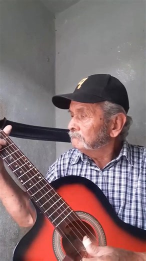 Intro requinteo la balanza de la vida #musica #guitarra | Elleondetamasopo