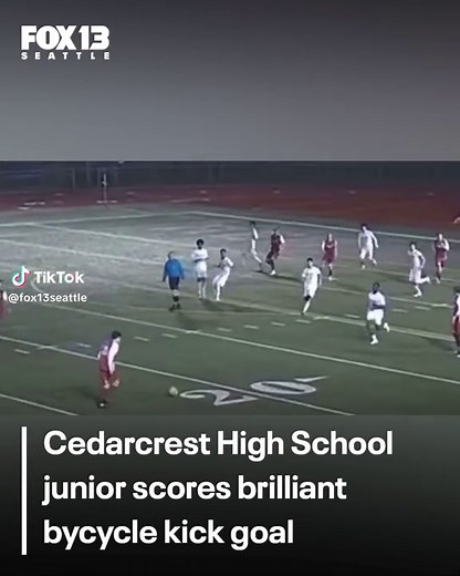 A moment to remember at Cedarcrest High School in Duvall. ⚽ Junior Cal Smyth pulls off an incredible bicycle kick goal during last night’s game, and it’s one you have to see to believe. 🎥: Matt Knowlton #fox13seattle
