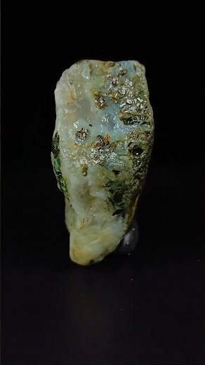 Chalcedony in Matrix ⚪ Rockhounding 🇵🇭